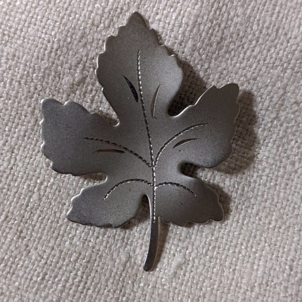 Vintage Silver leaf brooch